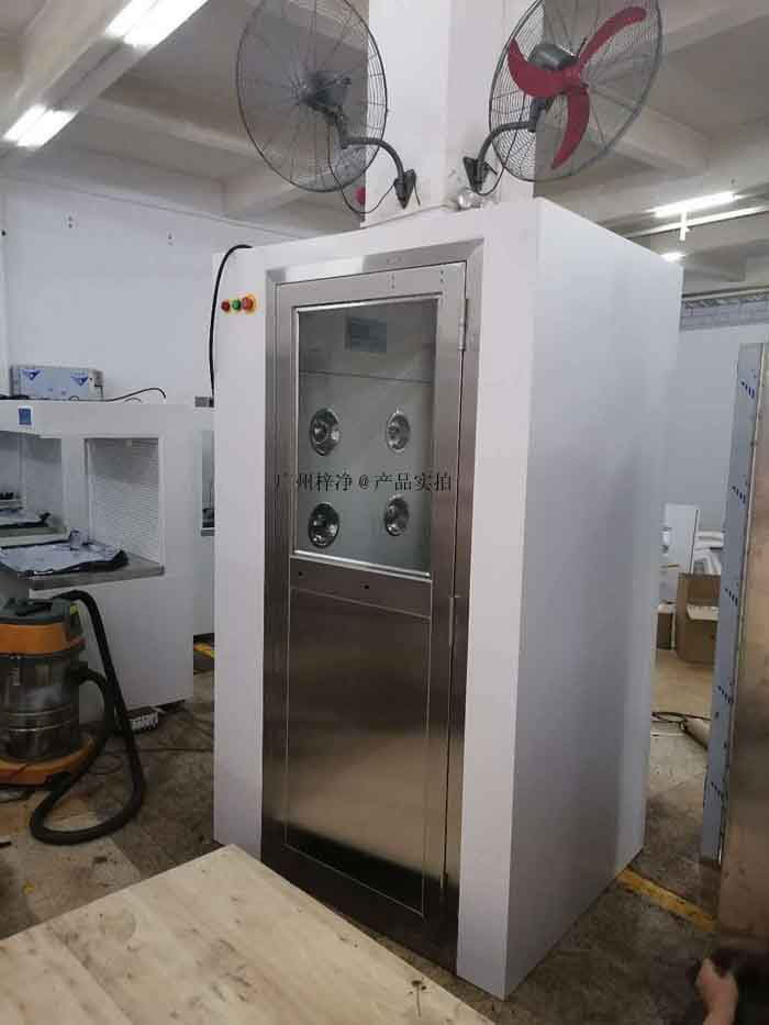 风淋室超净工作台高效送风口传递窗洁净采样车的要求